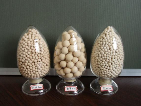 Molecular sieve